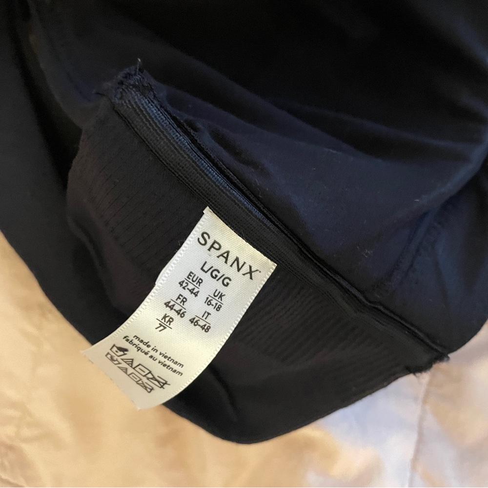 SPANX Women's Black Intimate Bra - Picture 3 of 4